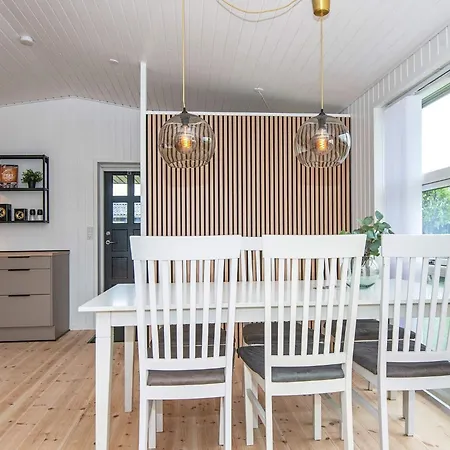 Дом отдыха Renovated House - By Traum *