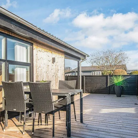 4 Star In Juelsminde (Hedensted)