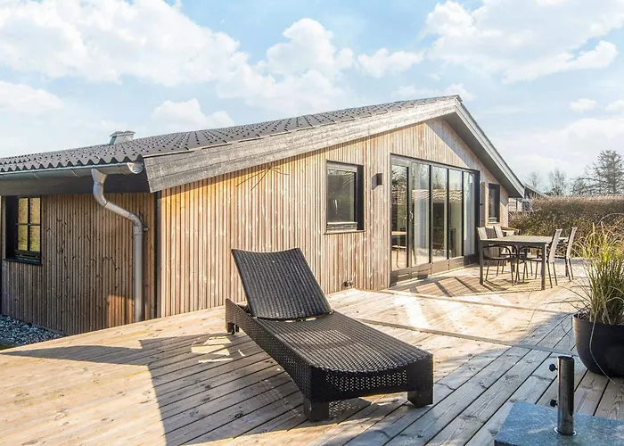 Renovated House - By Traum Dom wakacyjny *